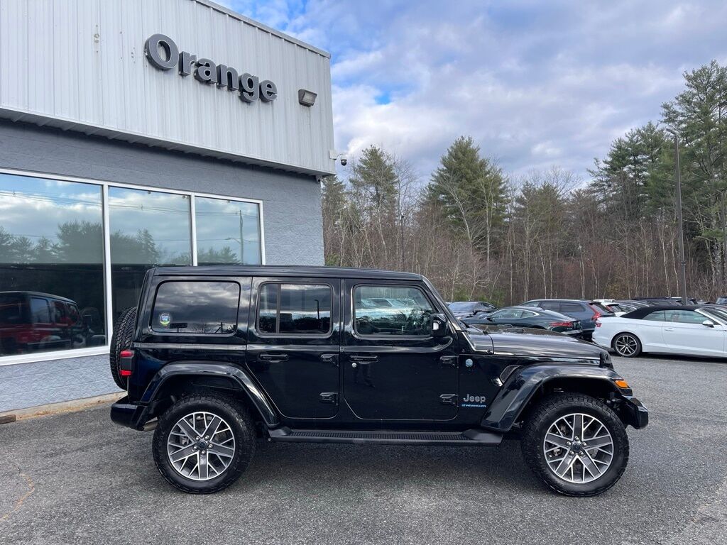 2024 Jeep Wrangler High Altitude 4xe Orange MA