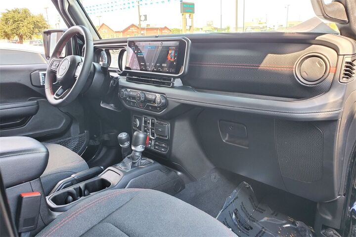 2024 Jeep Wrangler Rubicon  TX