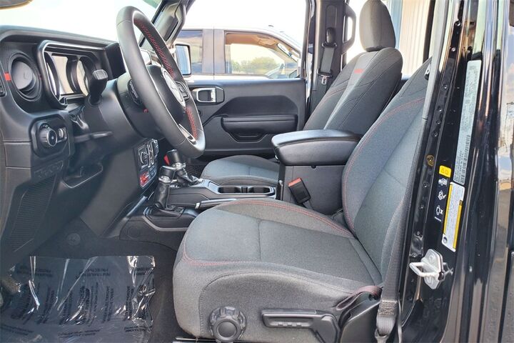 2024 Jeep Wrangler Rubicon  TX