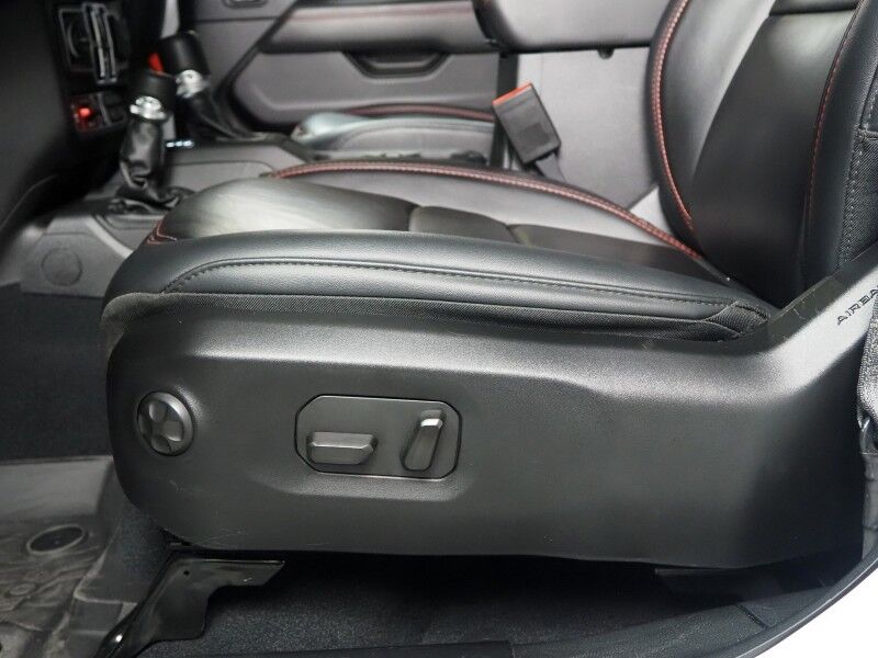 2024 Jeep Wrangler Rubicon 4WD *SKY ONE-TOUCH POWER-TOP, NAVIGATION, ADAPTIVE CRUISE, SAFETY ALERTS, BACKUP-CAMERA, COLOR TOUCHSCREEN, NAPPA LEATHER, HEATED SEATS/STEERING, REMOTE START, ALPINE AUDIO, ANDROID & APPLE Round Rock TX