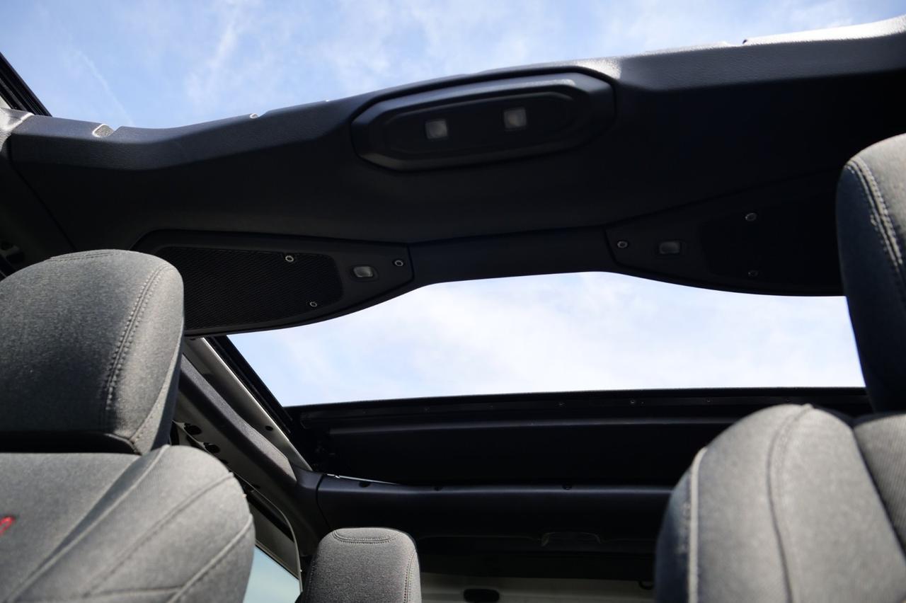 2024 Jeep Wrangler Rubicon 4X4 / Sky One Roof / Wheels & Tires Upgrade! Lincolnton NC