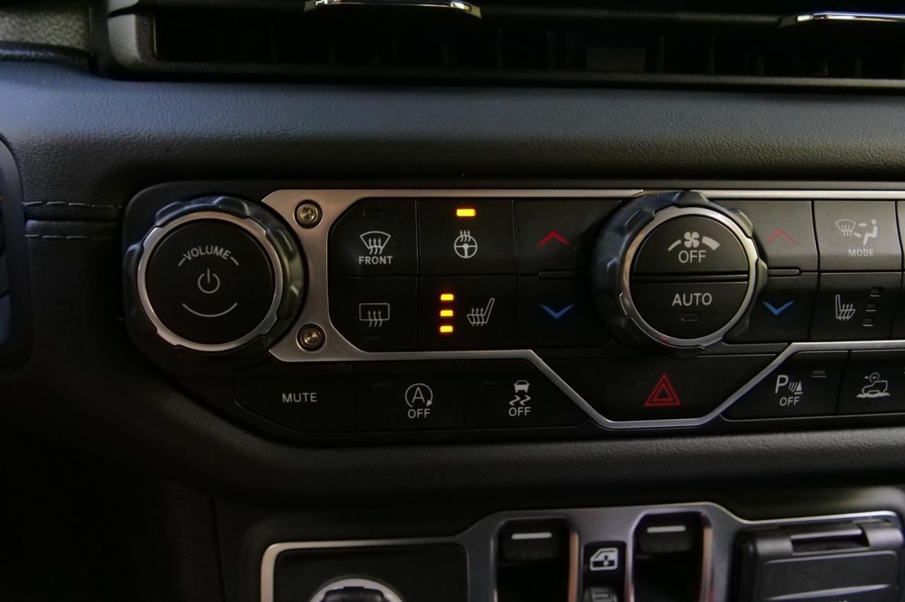 2024 Jeep Wrangler Rubicon 4X4 / Sky One Roof / Wheels & Tires Upgrade! Lincolnton NC