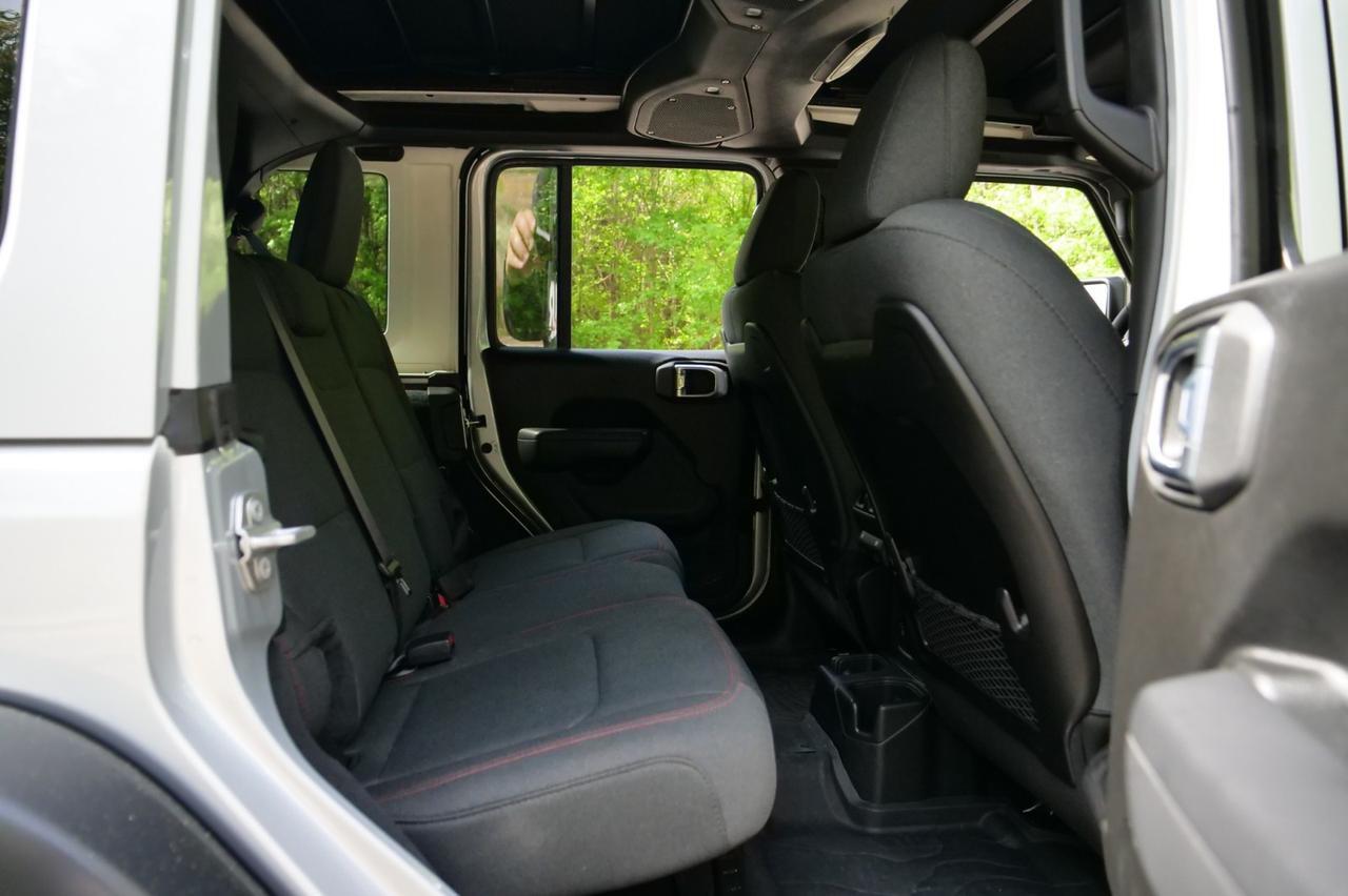 2024 Jeep Wrangler Rubicon 4X4 / Sky One Roof / Wheels & Tires Upgrade! Lincolnton NC