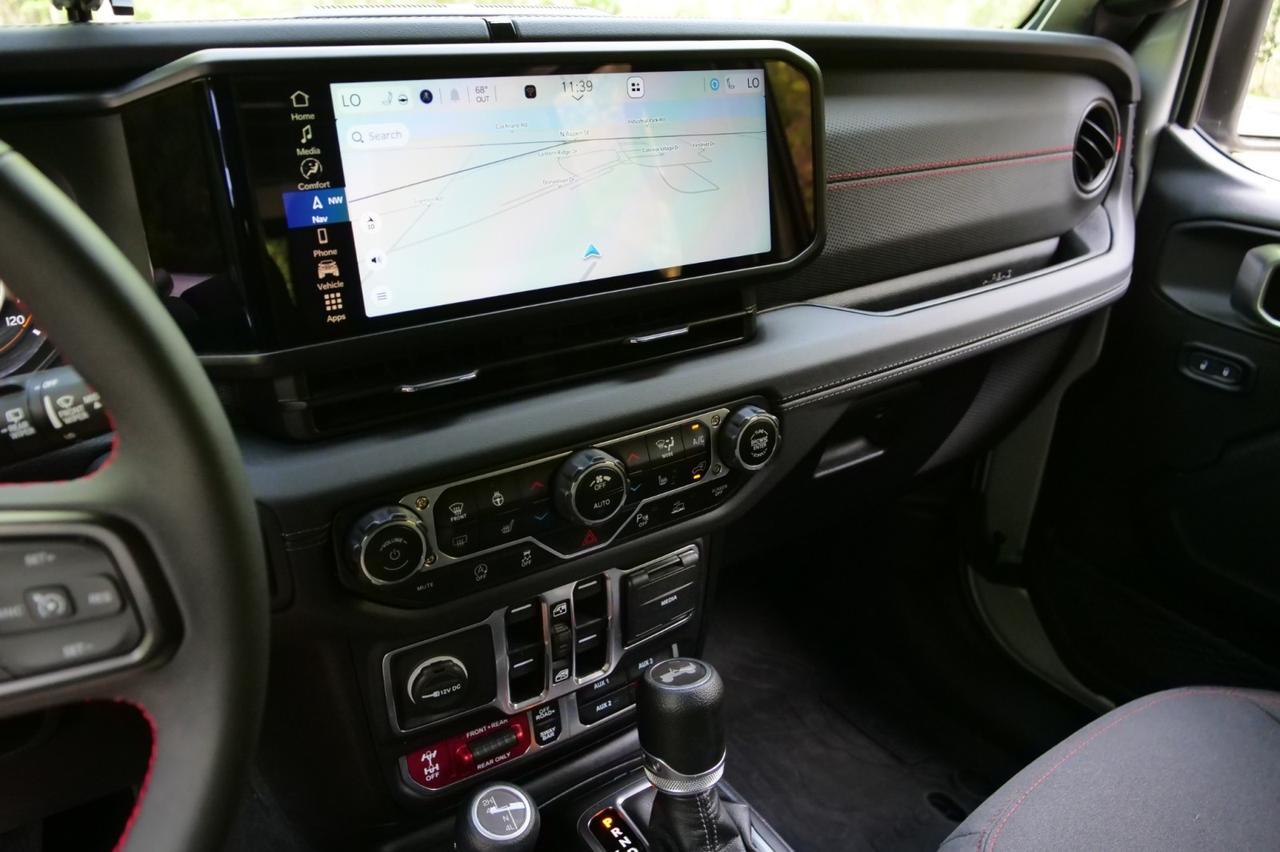 2024 Jeep Wrangler Rubicon 4X4 / Sky One Roof / Wheels & Tires Upgrade! Lincolnton NC