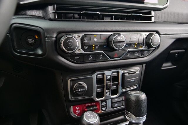 2024 Jeep Wrangler Rubicon 4X4 / Wheel & Tires Upgrade / Heated Seats! High Point NC