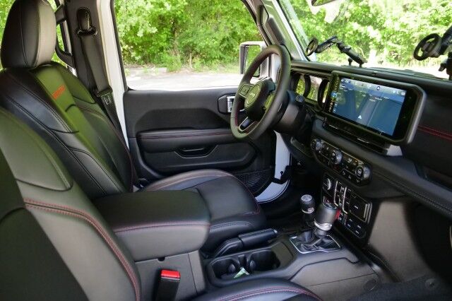2024 Jeep Wrangler Rubicon X 4X4 / Nappa Leather / Sky One Roof! High Point NC