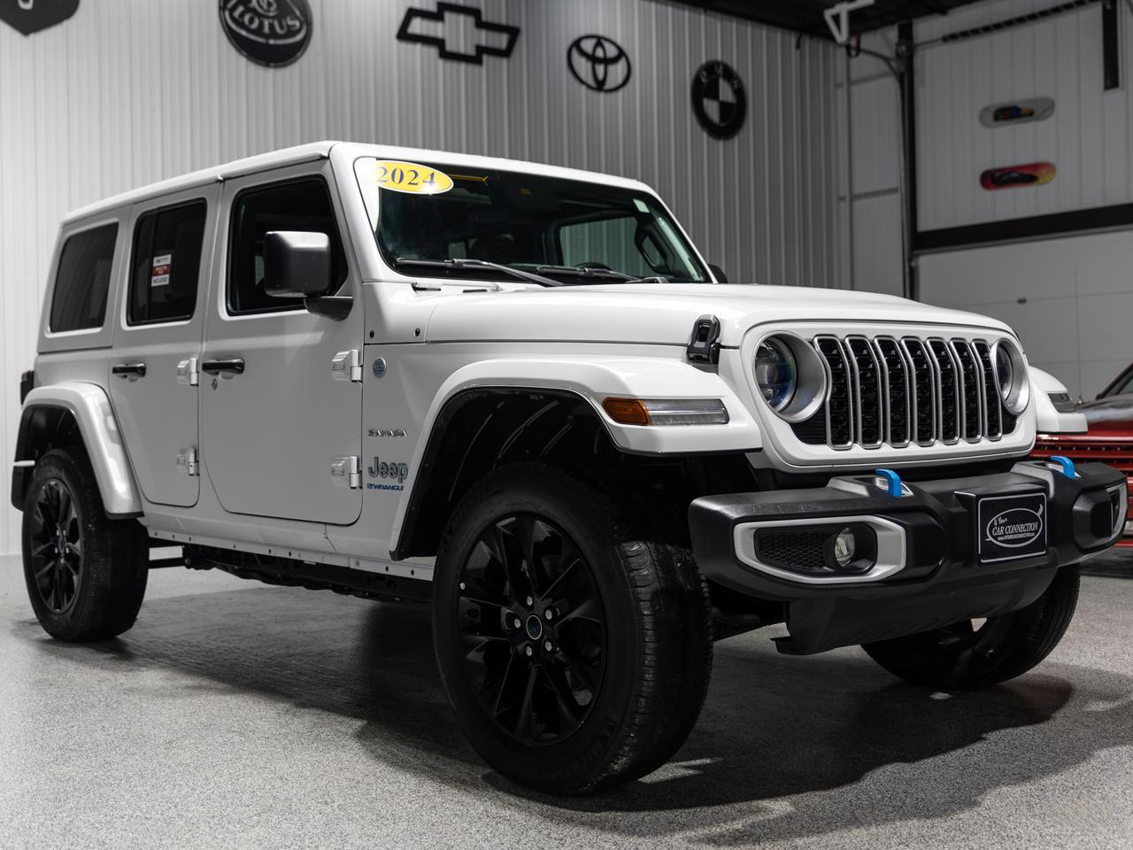 2024 Jeep Wrangler Sahara 4WD Hybrid