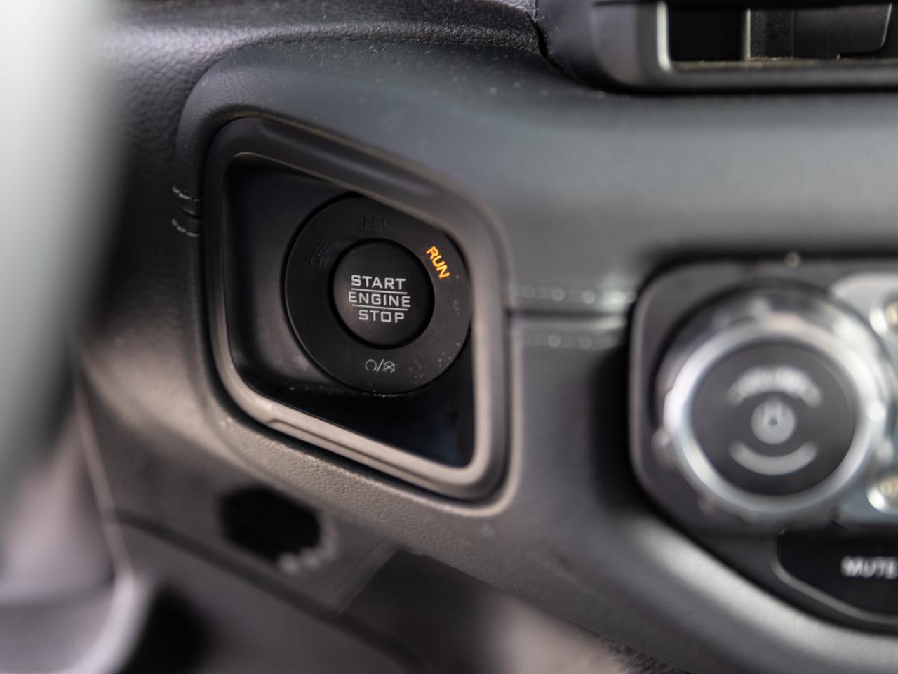 2024 Jeep Wrangler Sahara 4We Hybrid Cranberry PA