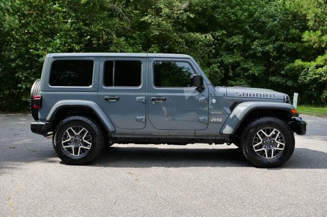 2024 Jeep Wrangler Sahara 4X4 / McKinley Leather / Heated Seats! High Point NC