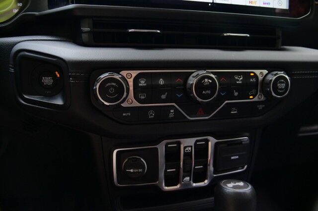 2024 Jeep Wrangler Sahara 4X4 / McKinley Leather / Heated Seats! High Point NC