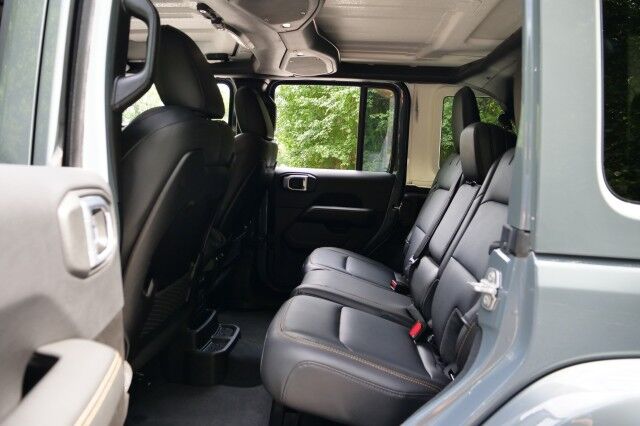 2024 Jeep Wrangler Sahara 4X4 / McKinley Leather / Heated Seats! High Point NC