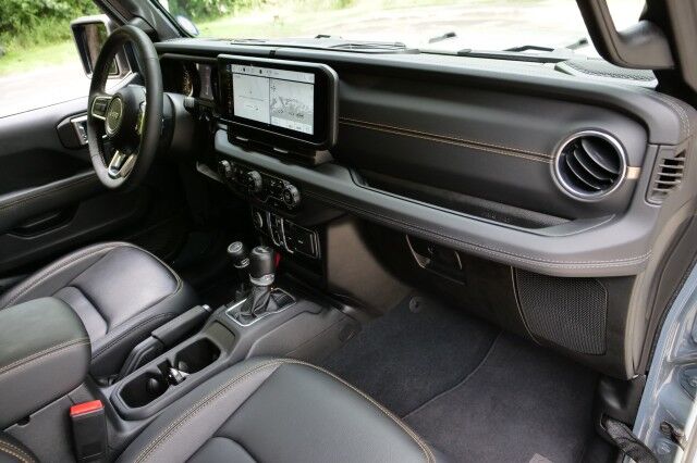2024 Jeep Wrangler Sahara 4X4 / McKinley Leather / Heated Seats! High Point NC