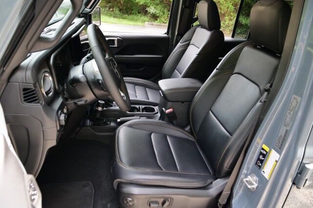 2024 Jeep Wrangler Sahara 4X4 / McKinley Leather / Heated Seats! High Point NC