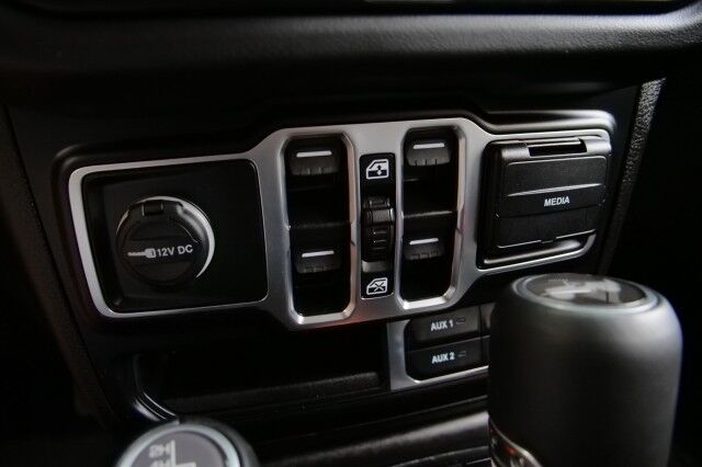 2024 Jeep Wrangler Sahara 4X4 / McKinley Leather / Tech Group! High Point NC