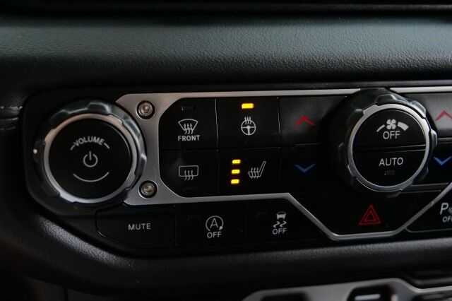 2024 Jeep Wrangler Sahara 4X4 / McKinley Leather / Tech Group! High Point NC