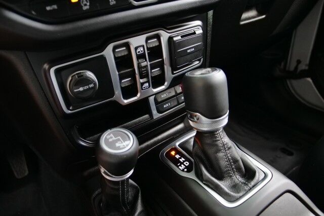 2024 Jeep Wrangler Sahara 4X4 / McKinley Leather / Tech Group! High Point NC