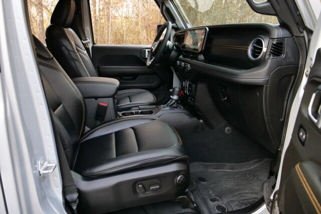 2024 Jeep Wrangler Sahara 4X4 / McKinley Leather / Tech Group! High Point NC