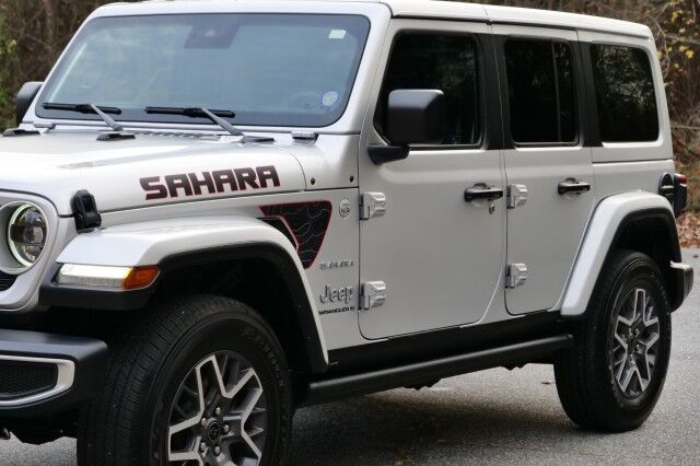 2024 Jeep Wrangler Sahara 4X4 / McKinley Leather / Tech Group! High Point NC
