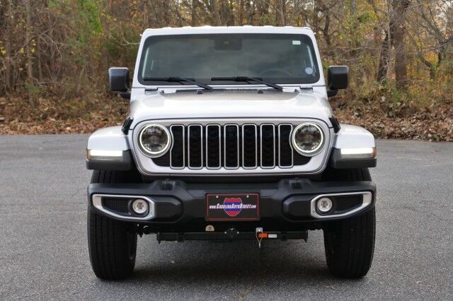 2024 Jeep Wrangler Sahara 4X4 / McKinley Leather / Tech Group! High Point NC