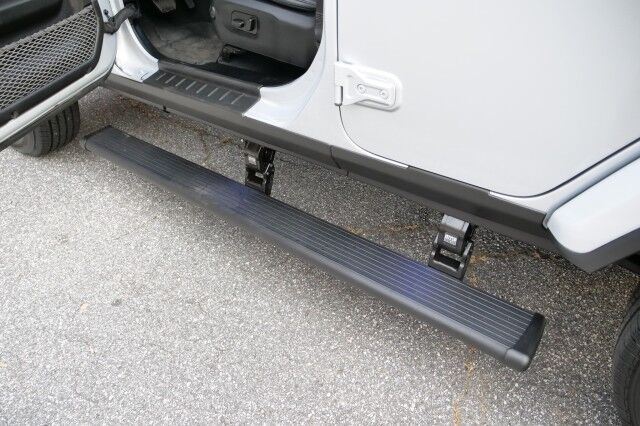 2024 Jeep Wrangler Sahara 4X4 / McKinley Leather / Tech Group! High Point NC