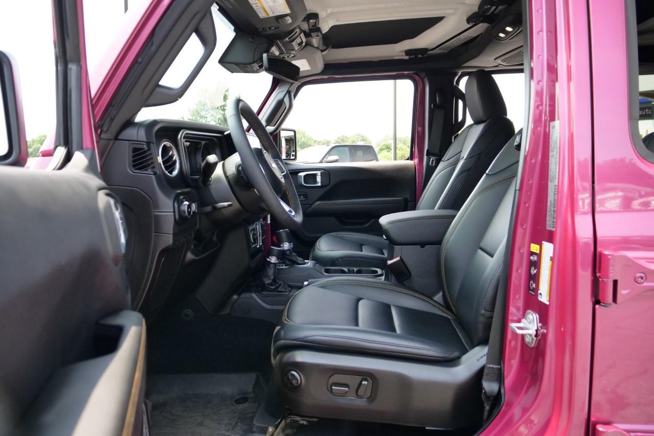 2024 Jeep Wrangler Sahara 4X4 / Technology Group / Leather Seats! Lincolnton NC