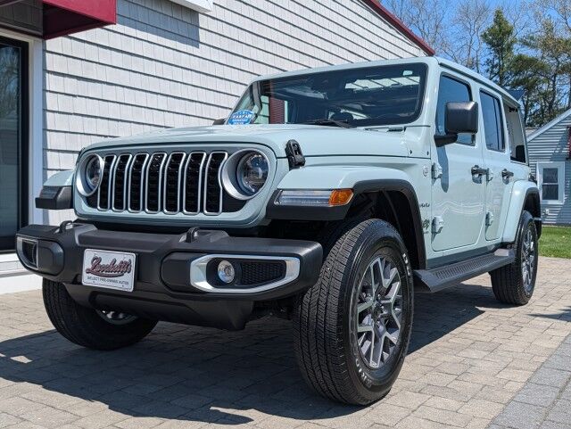 2024 Jeep Wrangler Sahara