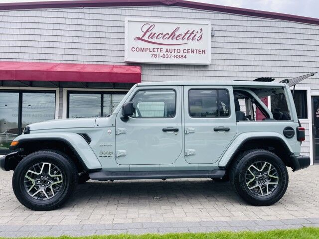 2024 Jeep Wrangler Sahara