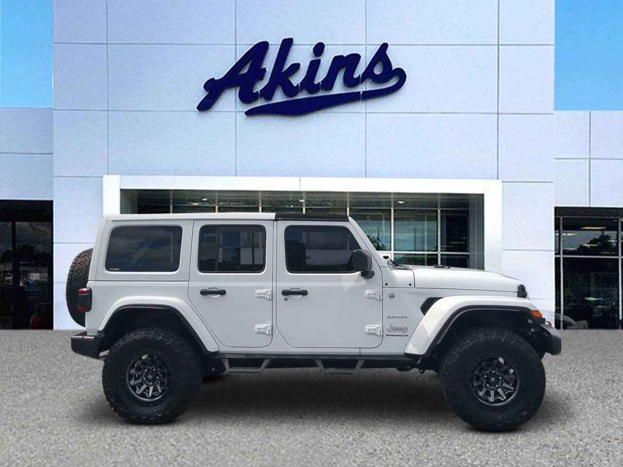 2024 Jeep Wrangler Sahara