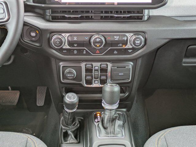 2024 Jeep Wrangler Sport S Castroville TX