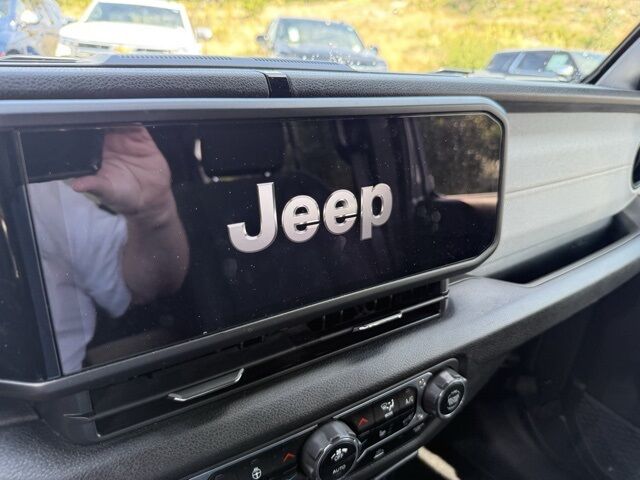 2024 Jeep Wrangler Willys  TX