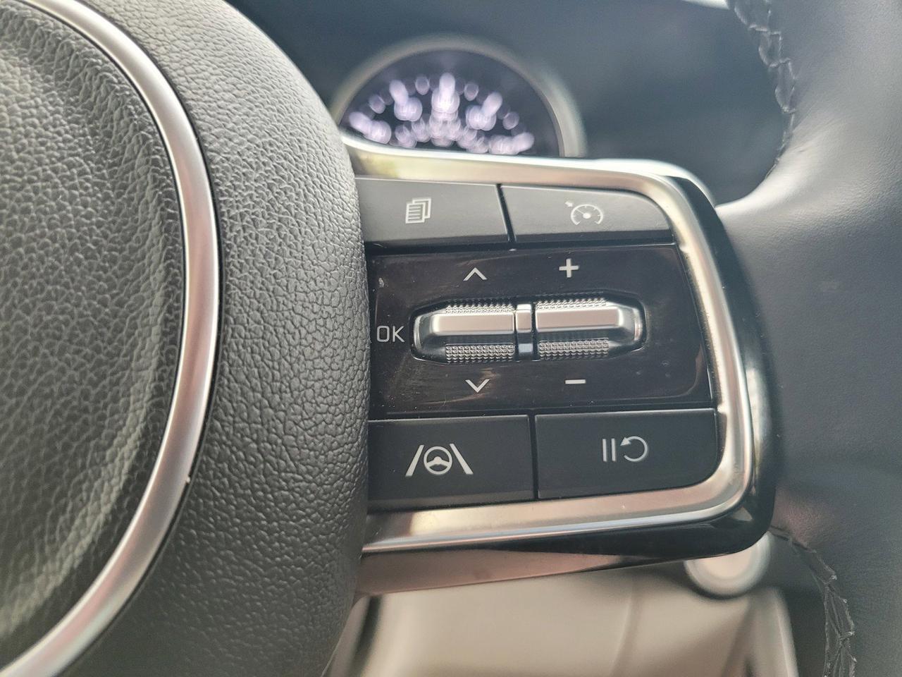 2024 KIA CARNIVAL LX Roseville CA