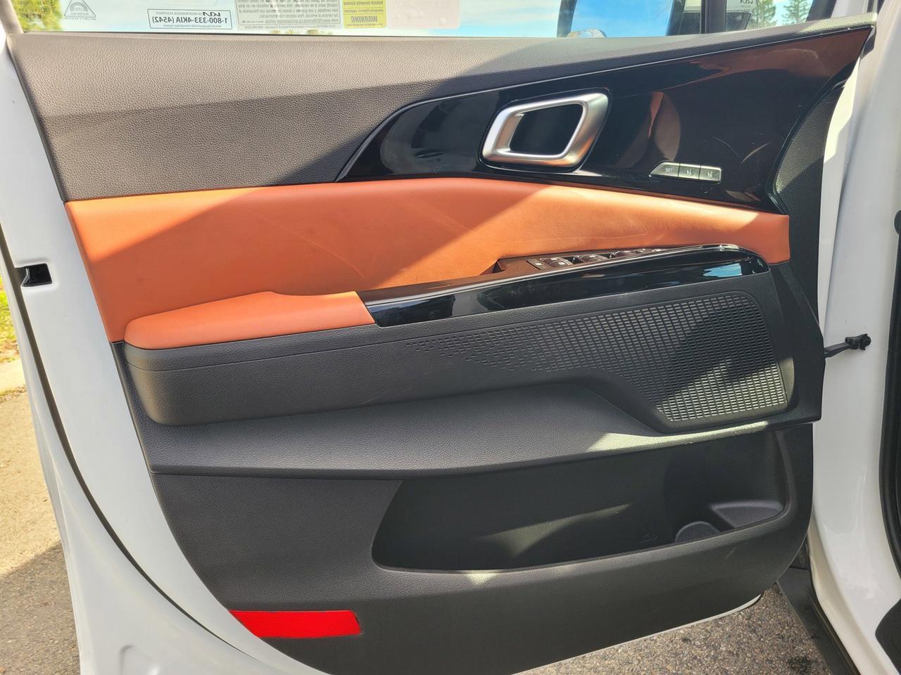 2024 KIA CARNIVAL SX Roseville CA