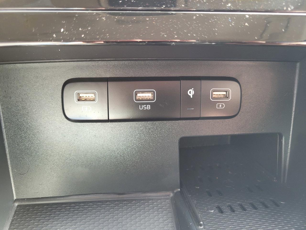 2024 KIA CARNIVAL SX Roseville CA