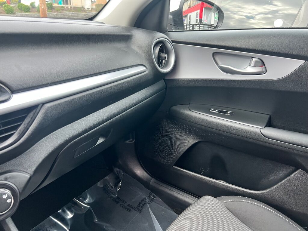 2024 KIA FORTE LX Des Moines WA
