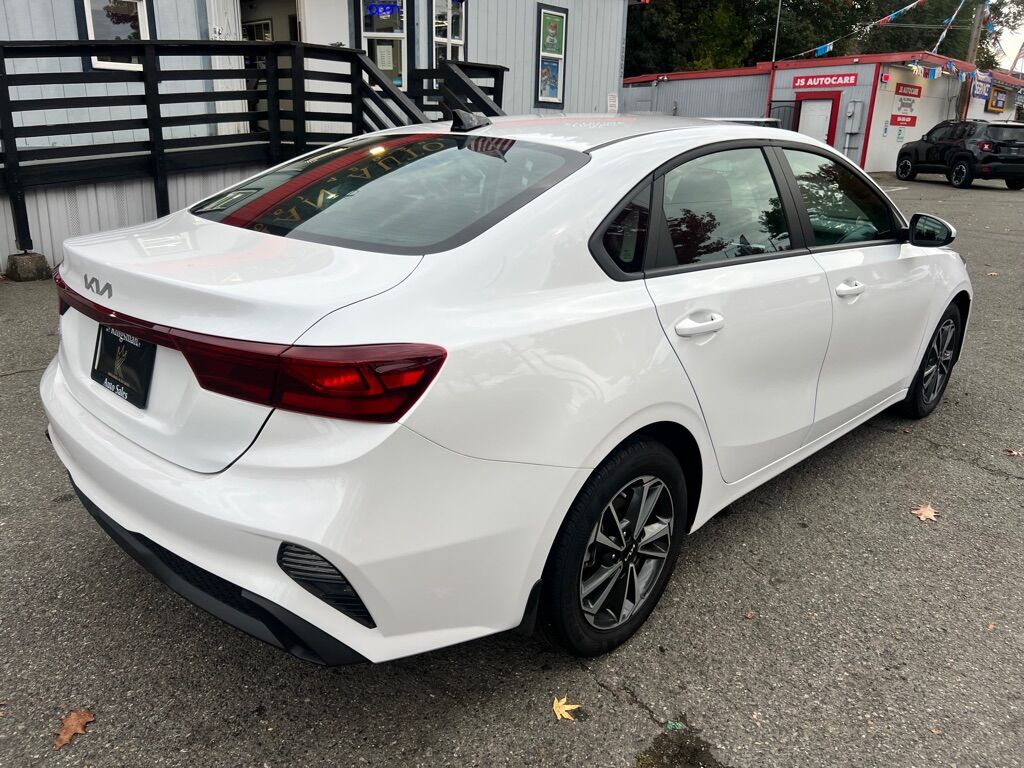 2024 KIA FORTE LX Des Moines WA