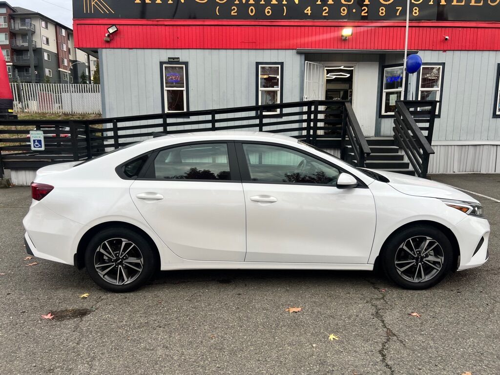 2024 KIA FORTE LX Des Moines WA
