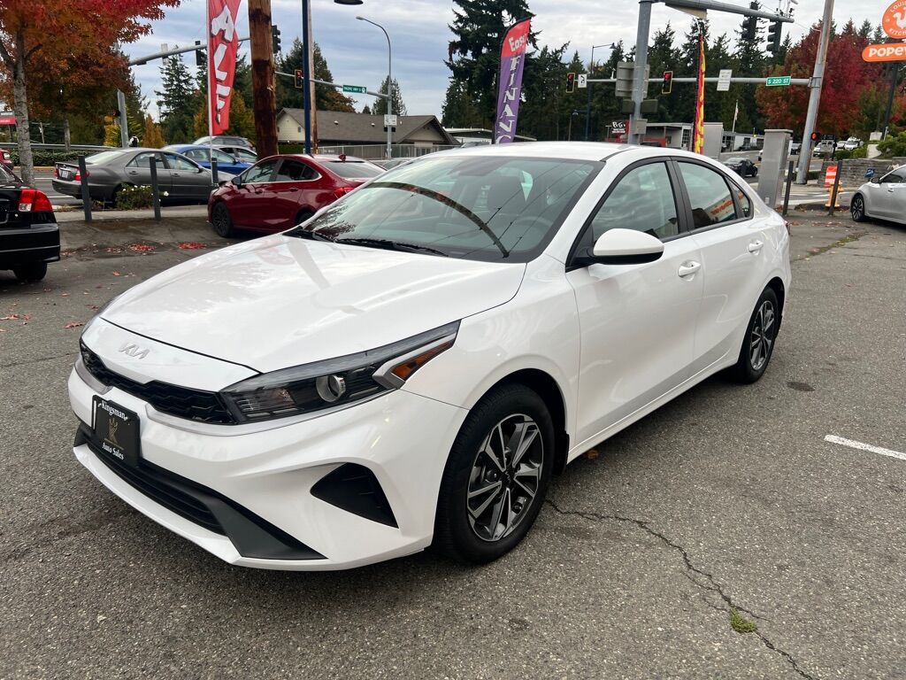 2024 KIA FORTE LX Des Moines WA