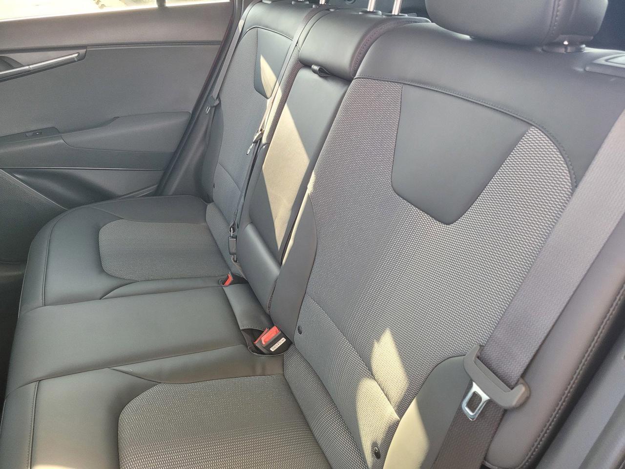 2024 KIA NIRO EX TOURING Roseville CA