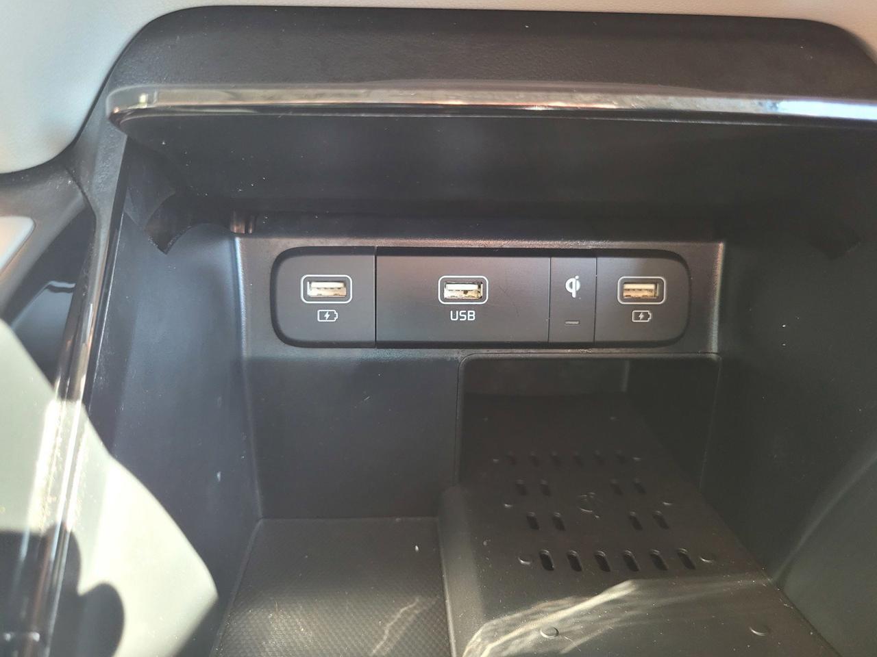 2024 KIA SORENTO PLUG-IN HYBRID SX PRESTIGE Roseville CA