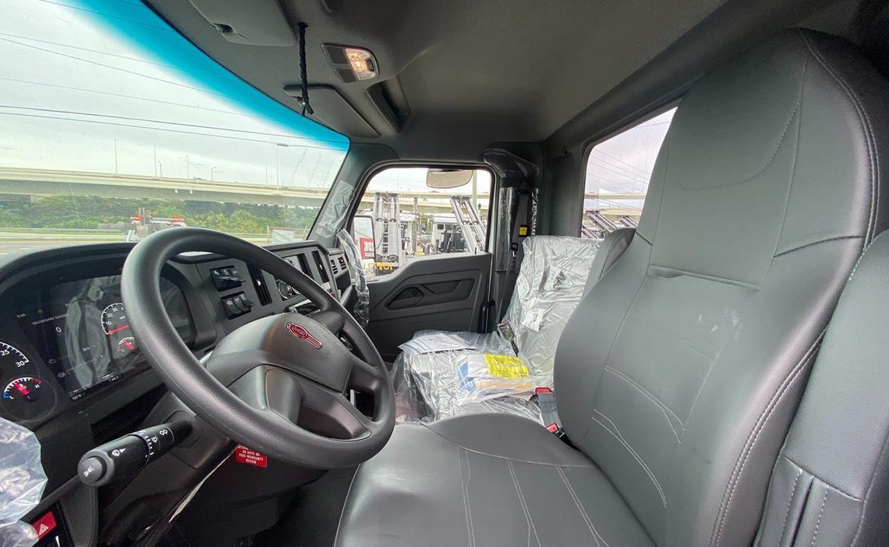 2024 Kenworth T380 28 yd Pac Mac Grapple Truck Tampa FL