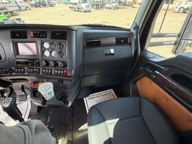 2024 Kenworth T880 Jerr-Dan 35/40 Ton Rotator Heavy Duty Wrecker Truck Miami FL