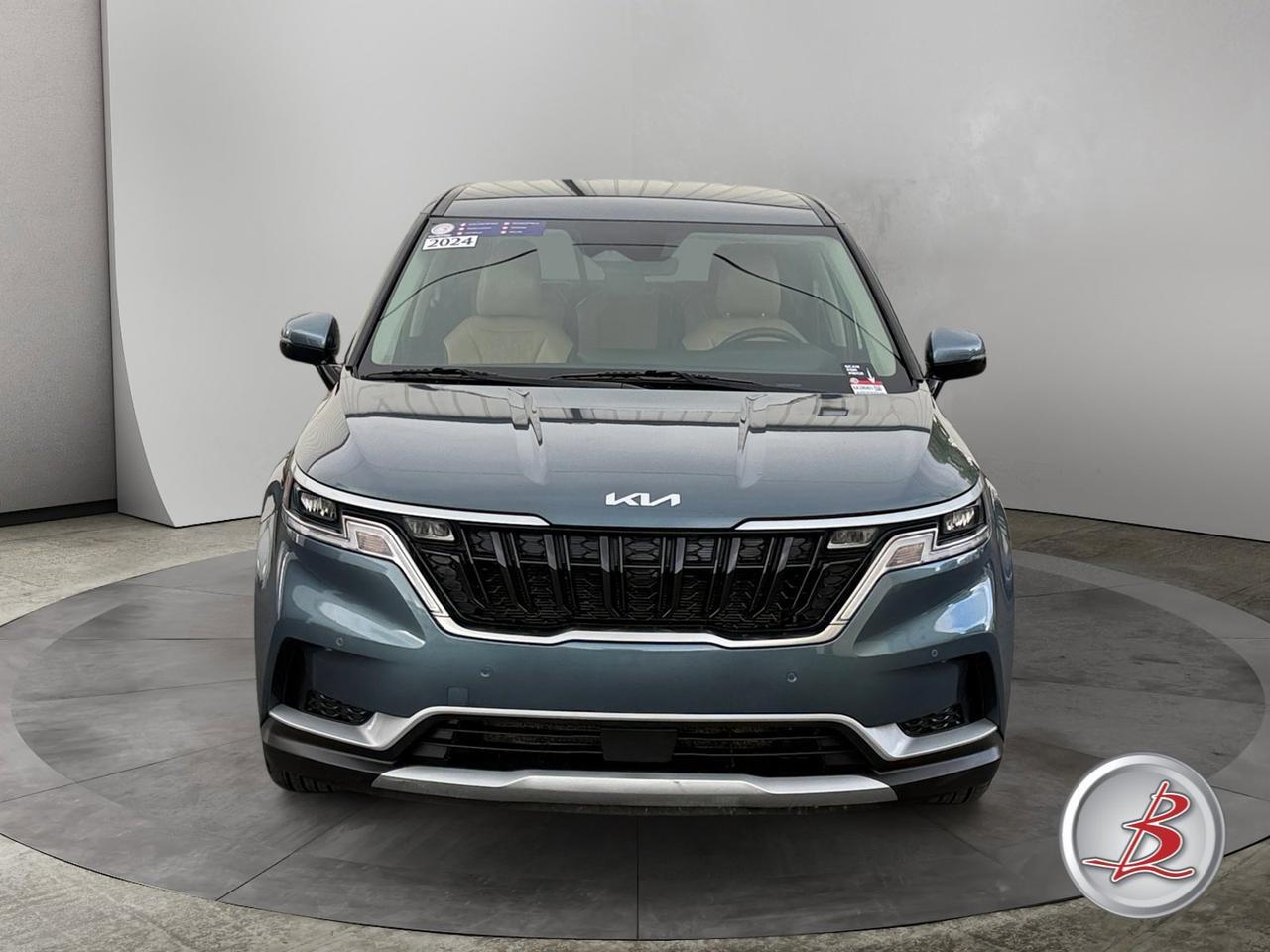 2024 Kia CARNIVAL EX