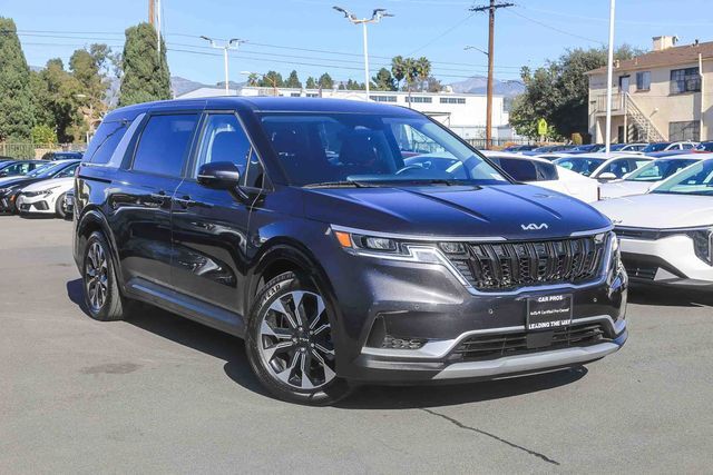 2024 Kia Carnival EX