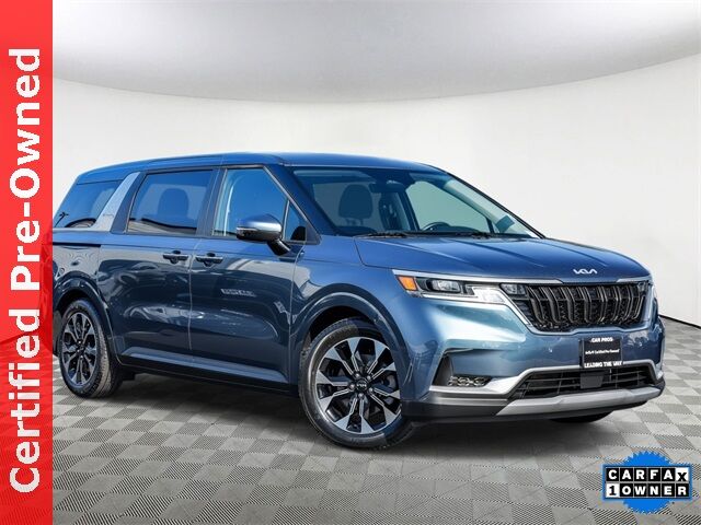 2024 Kia Carnival EX