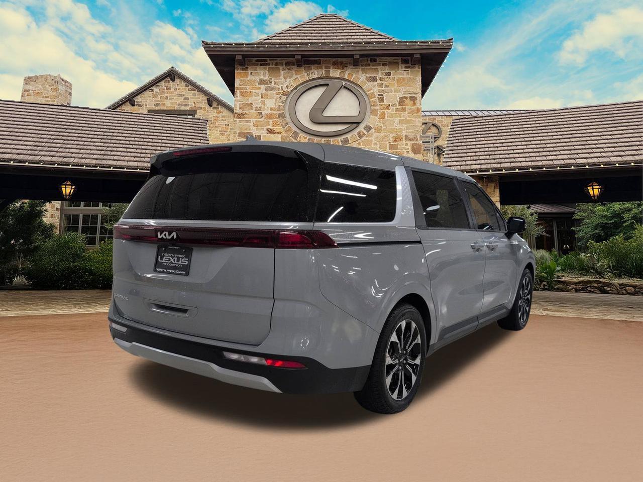 2024 Kia Carnival EX