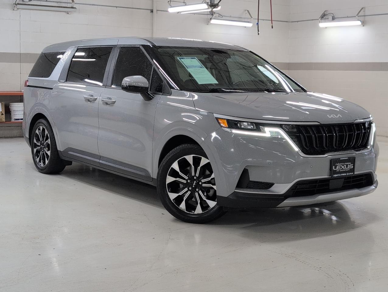 2024 Kia Carnival EX