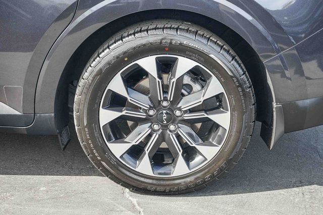 2024 Kia Carnival EX Huntington Beach CA