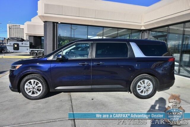 2024 Kia Carnival LX