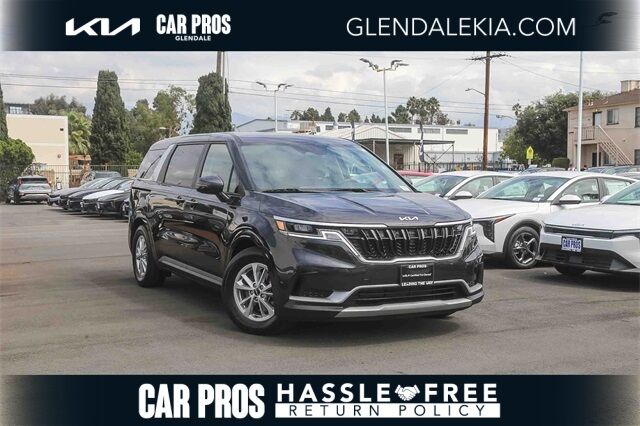 2024 Kia Carnival LX