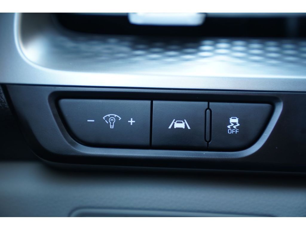 2024 Kia Carnival LX Huntington UT